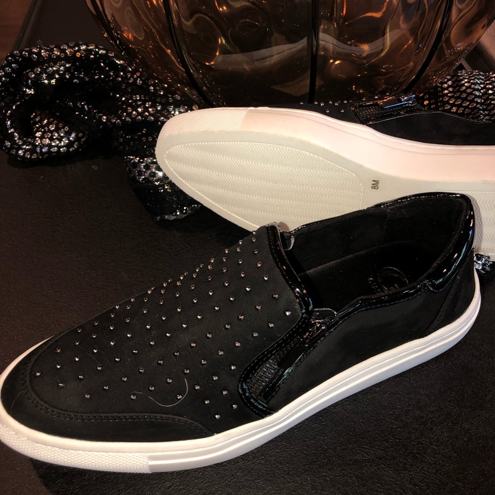 🔥SALE🔥BLACK STUDDED LOAFER - Picture 2 of 8